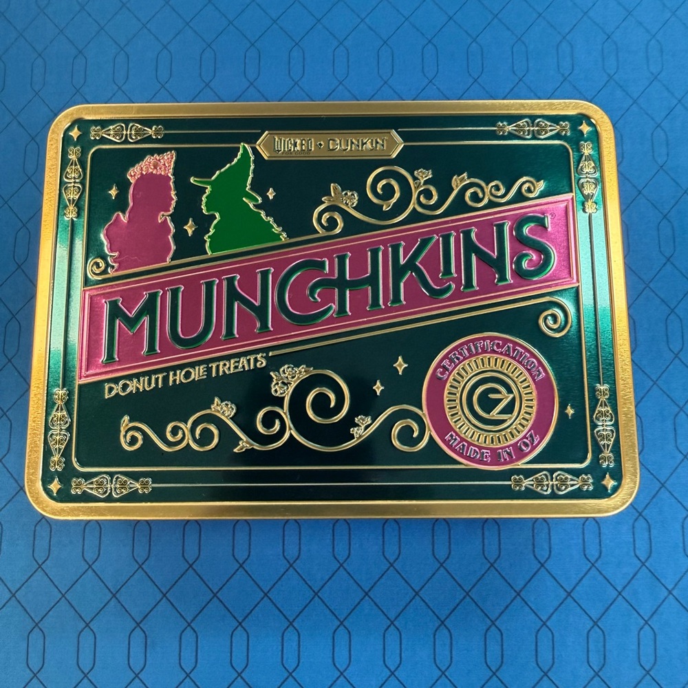 Munchkins Donut Hole Treats Tin - Green and Gold